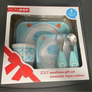 Skip Hop - Shark - 5 piece mealtime set (with plate, bowl, fork spoon, cup)
